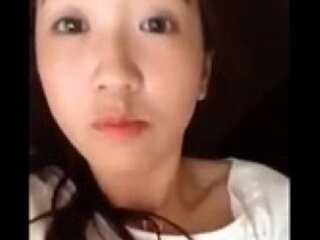 Innocent Korean Teen Splashes On Webcam